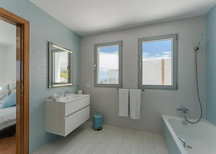 The Eagles Vila Costa Adeje (Tenerife)